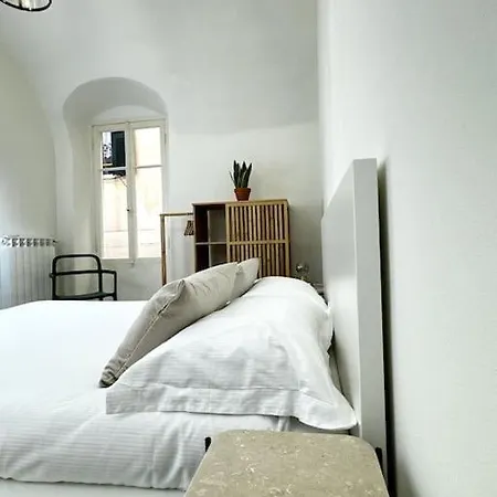 Apt 3-room